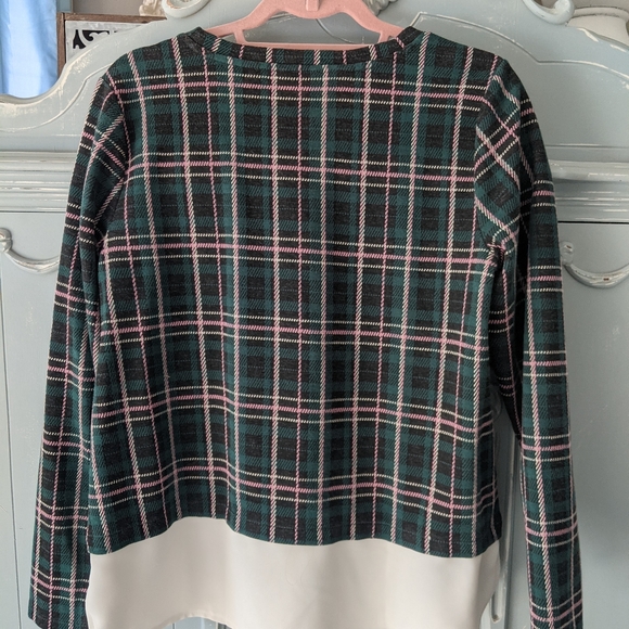 Ann Taylor Mixed Media Top - Picture 2 of 4